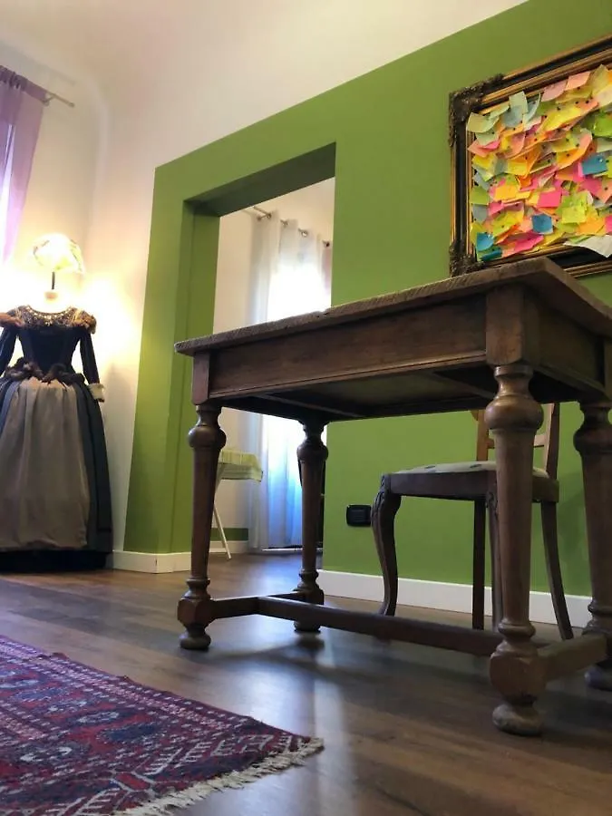 Cialoma B&B Palermo 2*,  Italy